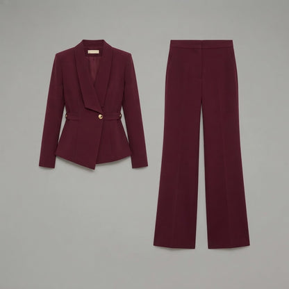 Completo da donna: maglia a maniche lunghe con scollo a V e pantaloni a gamba larga